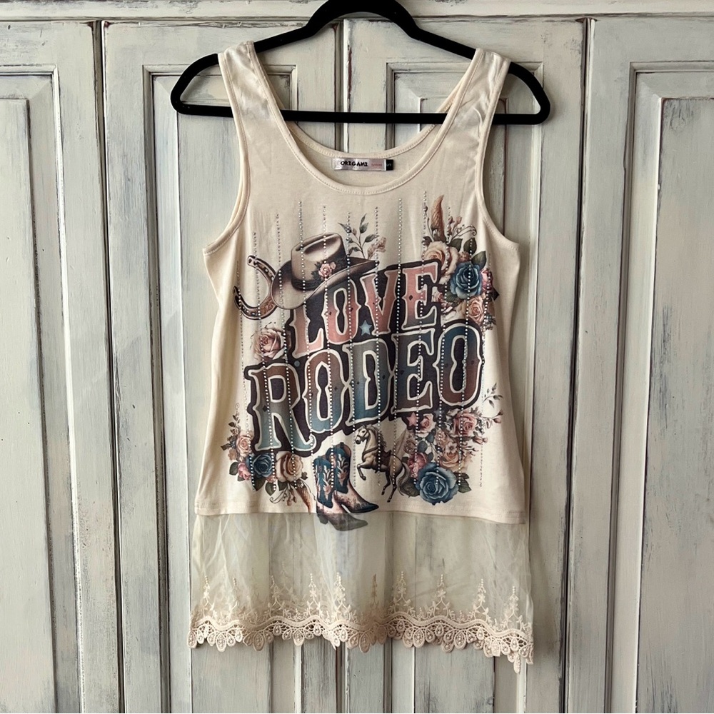 🟠NWT ORIGAMI Tank w/Lace and Rhinestone Detail “Love Rodeo” - Cream SMALL